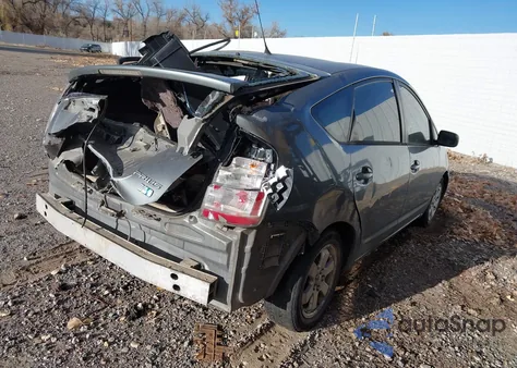 2005 Toyota Prius z USA, uszkodzony, nr VIN JTDKB20U953029553